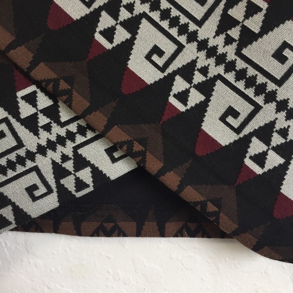 Zara Woman Envelope Geometric Tapestry Skirt - Picture 2 of 7